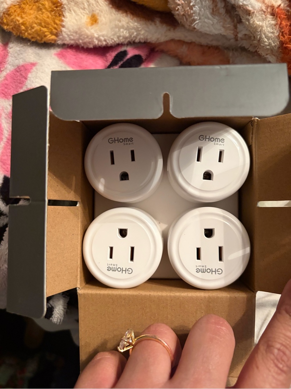 Smart White Wi‑Fi Plug Adapter (4-Pack)